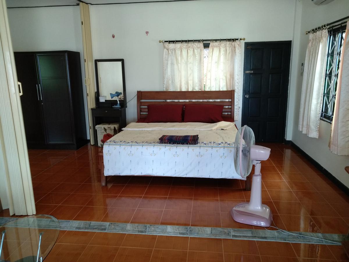 Villa Right On The Beach House à Taling Ngam Beach Extérieur photo